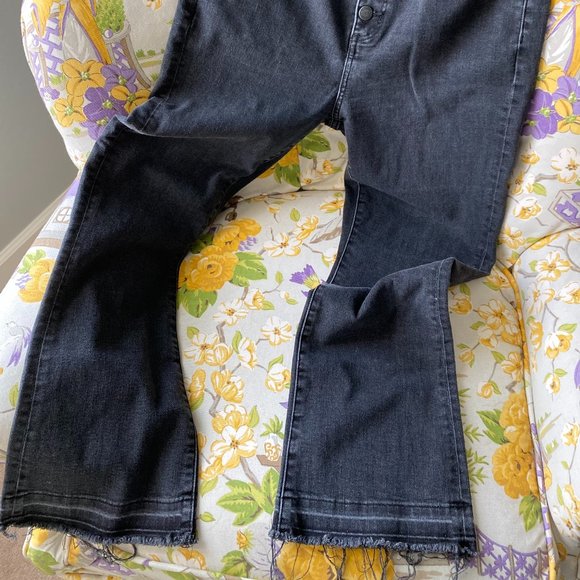 Made and Loved Loft High Waist Flare Crop Jeans - Picture 2 of 6